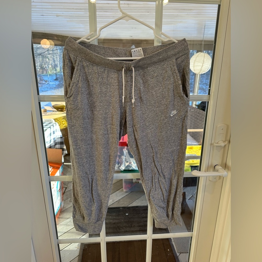 Nike Heather Gray Sweatpants